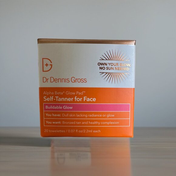 Dr. Dennis Gross Alpha Beta® Glow Pad Self-Tanner for Face – Buildable Glow - Picture 5 of 7